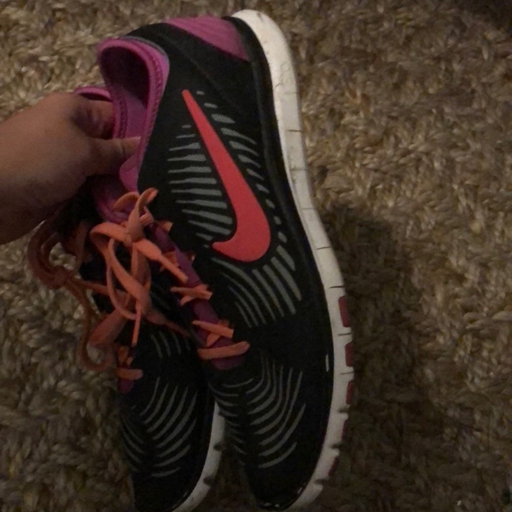 Nike Women's NIKE FREE BALANZA TRAINING SHOES 7 - Picture 4 of 5
